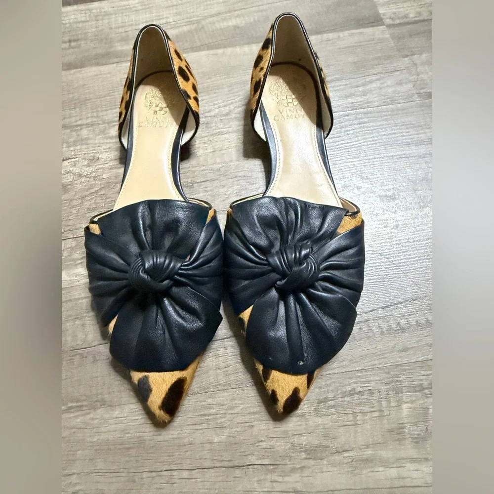 Vince Camuto Leopard and Black Flats - Picture 1 of 2